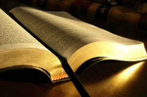 A Bíblia como ela é: Como livrar-se do pecado que tão de perto nos rodeia!