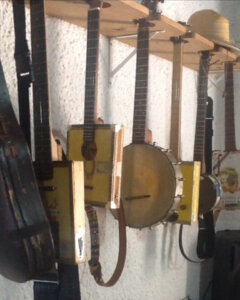 Serra: Uma arte que se torna raridade revista por um jovem luthier