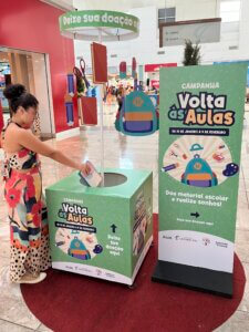 Volta às Aulas: Shoppings do Rio arrecadam materiais escolares para doação