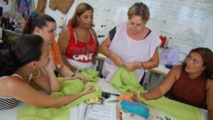 Curso gratuito capacita mulheres de comunidades cariocas para a abertura e gestão de seus próprios negócios