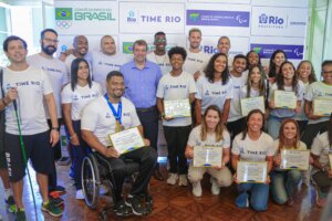Prefeitura entrega premiação aos atletas do Time Rio que conquistaram medalhas no Pan e Parapan e aumenta o bônus para os Jogos de Paris
