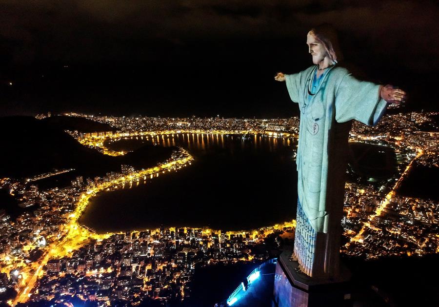 cristo-redentor-jaleco