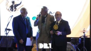 Acibarra entrega Troféu Líder Empresarial 2024