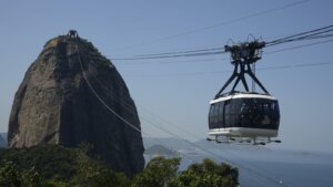 Livro que descortina o Pão de Açúcar em detalhes é relançado