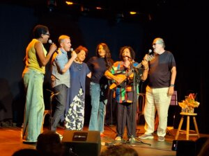 Fhernanda Fernandes – No Tempo do Coração