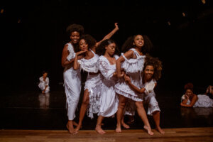 Espetáculo de dança “Iyamesan” realiza apresentações em escolas federais do Rio de Janeiro