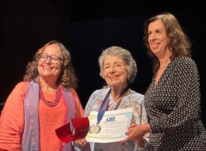 Tarde de gala literária na ABL: UBE-RJ premia talentos e celebra a cultura