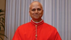 Cardeal norte-americano Robert Prevost é eleito Papa e adota o nome Leão XIV