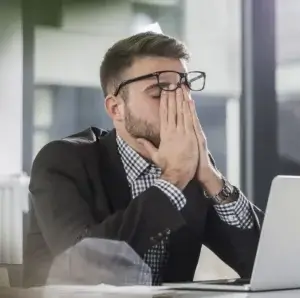 Faltas no trabalho tem se tornado dor de cabeça nas empresas