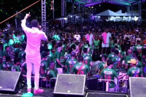 Mangueira inicia etapas do Rio de Janeiro de escolha de seu samba-enredo
