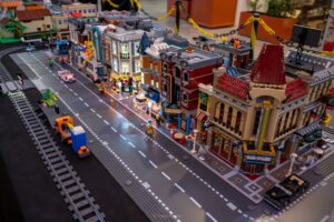 Maior Exposição de LEGO do Rio de Janeiro chega ao Plaza Niterói com entrada gratuita