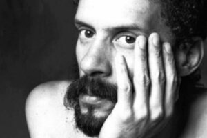 Show Tributo aos 80 anos de Gonzaguinha com Marcelo Kará, acontece na próxima terça-feira, dia 7 de outubro, na quadra da Estácio Sá