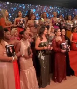 Direito da Mulher: Mulheres que Brilham: um movimento global de força, resistência e voz feminina