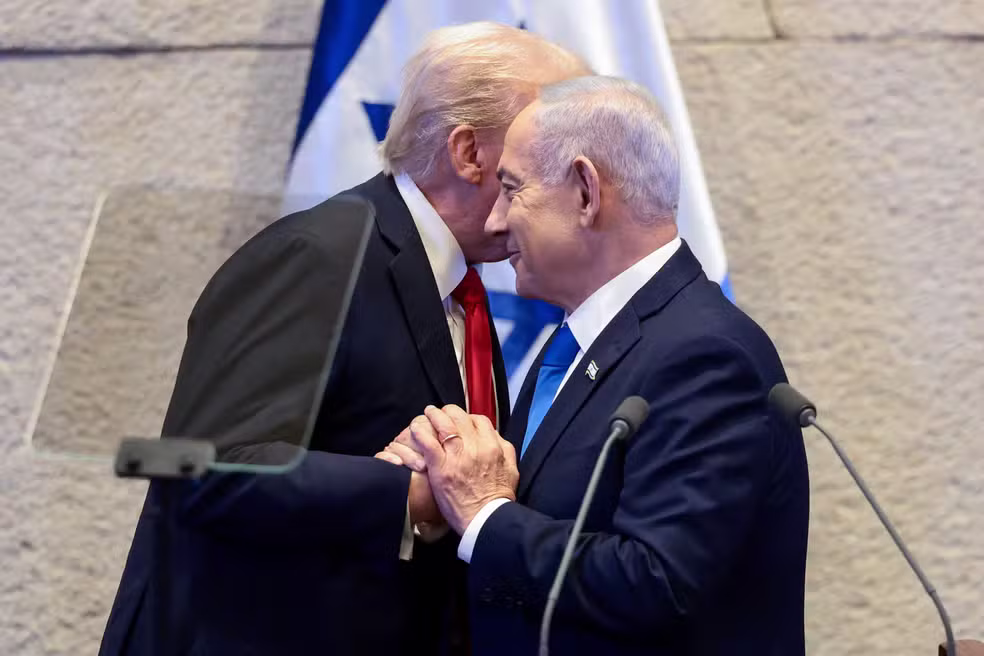 2025-10-13t111734z-510549440-rc2zahacs6gl-rtrmadp-3-israel-palestinians-trump Foto: Evelyn Hockstein/ Reuters