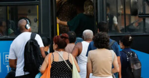 Brasil enfrenta colapso no transporte público