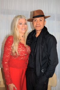 Rô Pires, modelo da maturidade, participa do programa RESGATE apresentado por Guilherme Tavares