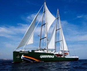 Navio do Greenpeace chega ao Rio – população e imprensa poderão visitar a embarcação neste fim de semana