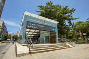 Operação Lei Seca faz mobilização educativa no MetrôRio em Ipanema