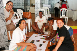 ARTEMÍSIA – Escola de Mulheres e Bioeconomia certifica mulheres que passaram por capacitação em produção de saboaria natural e empreendedorismo sustentável