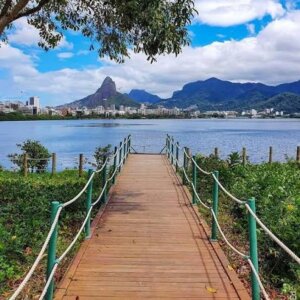 Pelos bairros: Lagoa, o  coração verde e elegante da Zona Sul do Rio
