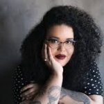 Jarid Arraes: voz potente do feminismo negro na literatura brasileira