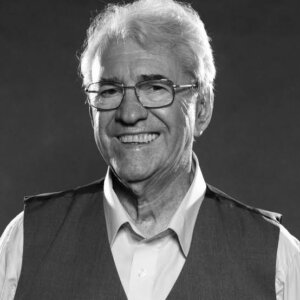 Morre aos 91 anos o ator e dramaturgo Juca de Oliveira, referência das artes cênicas no Brasil