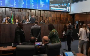 Mandarim pode ser tornar obrigatório nas escolas públicas do Rio após aprovação na Alerj