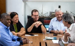 Indústria naval no Rio de Janeiro volta a ser pauta de Eduardo Paes após encontro com representantes do setor marítimo