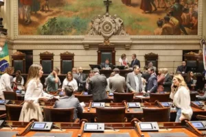 Lei Henry Borel é aprovada pela Câmara e aguarda sanção