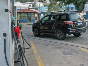 Postos ligados a Rogério Andrade entra na mira da PF por lavagem de dinheiro do jogo do bicho