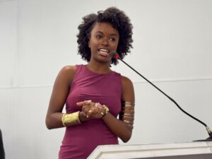 Cultura e Ritmo: Nicolly Fernandes entrega tudo em “Nobreza do Amor”