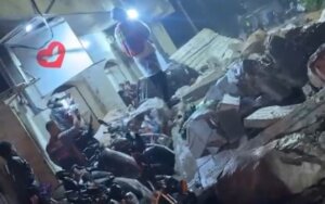 Desmoronamento na Rocinha deixa rastro de destruição e causas ainda são investigadas