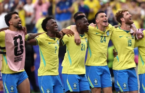 Com jogo emocionante e vitoria épica de 2 a 1, Brasil vence o Japão e avança para as Oitavas; agora espera para descobrir quem sera seu mais novo adversario