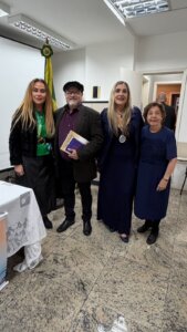 AJEB-RJ se reúne em reunião e comemoração dos aniversariantes de junho