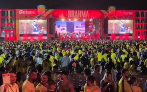 Arena Copacabana transmitira final da Copa do Mundo e tera shows de Xande de Pilares, Clareou e Bateria da Beija-Flor