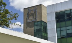 Fiocruz e MSD firmam parceria para produzir novo remédio contra HIV no Brasil