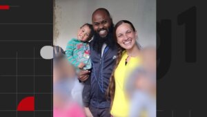 Mãe de menino morto após espancamento é presa por omissão no Rio Grande do Sul