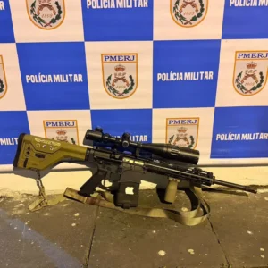 Policia apreende em operação o fuzil de Peixão após troca de tiros na Zona Norte 