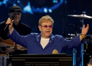 Show de despedida de Elton John no Rock in Rio tem ingressos esgotados e confirma expectativa histórica