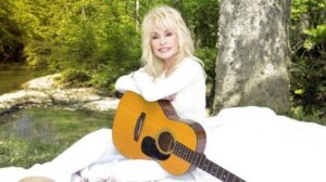 Dolly Parton, lenda da música country, morre aos 80 anos