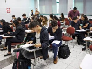 Universidades federais ampliam vagas em cursos de exatas e tecnologia