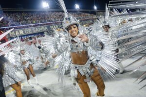 Audição para ala das passistas da Niterói acontece no dia 09 de setembro