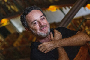 Glicério do Rosário: Ator e Diretor Teatral arrasando no momento como Enéas na novela “Quem Ama Cuida” da TV Globo
