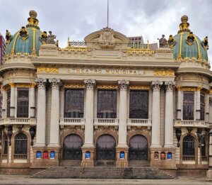 Centro do    Rio: uma viagem pela história, cultura e sabores da cidade