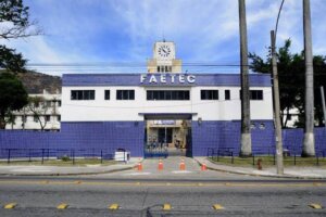 Faetec prorroga até o dia 17 de setembro inscrições para mais de 12 mil vagas em cursos técnicos
