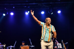 Feijoada do Rival com Ito Melodia e sua roda de samba