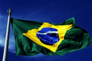 Economia brasileira cresce 0,5% em agosto e país pode se tornar a 8ª maior potência econômica mundial
