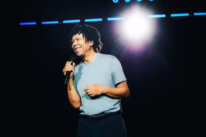 Djavan vai se apresentar pela primeira vez no réveillon de Copacabana